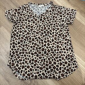 Leopard Print V-Neck Top